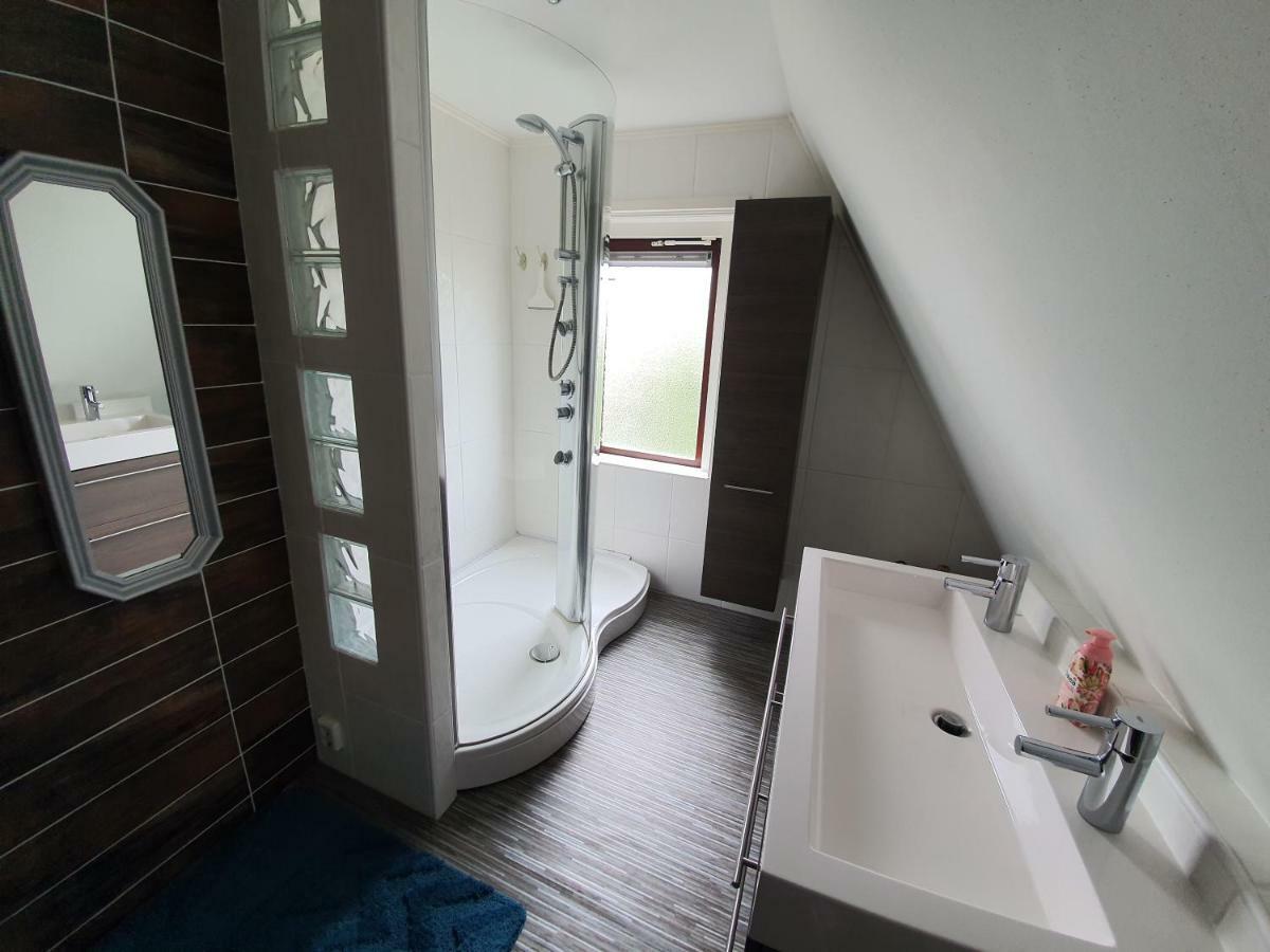 B&B Maaslandje Wijk en Aalburg 외부 사진